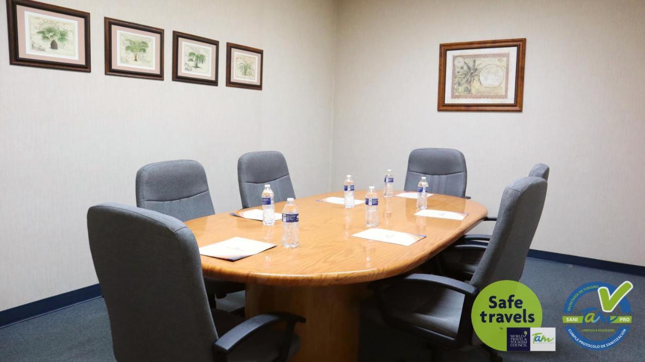 Rio Vista Inn Business High Class Тампико Екстериор снимка