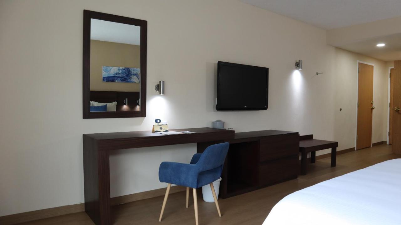 Rio Vista Inn Business High Class Тампико Екстериор снимка