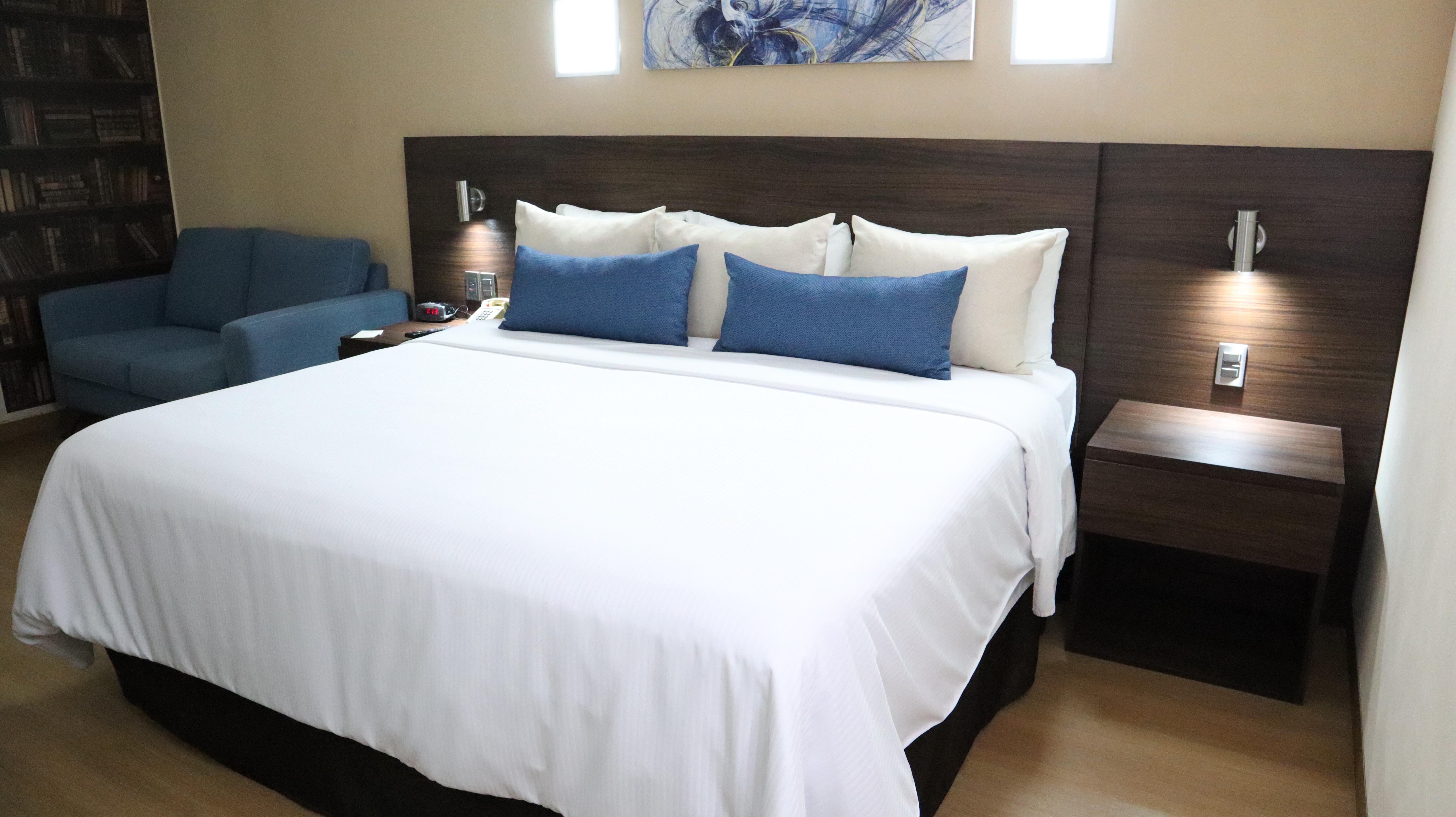 Rio Vista Inn Business High Class Тампико Екстериор снимка