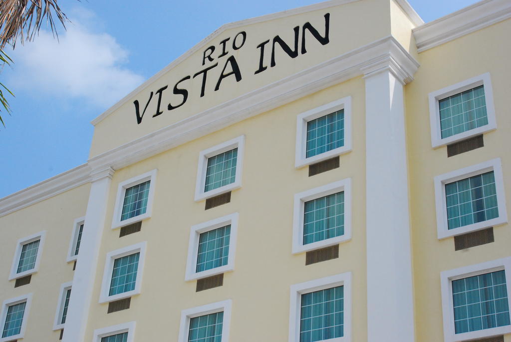 Rio Vista Inn Business High Class Тампико Екстериор снимка